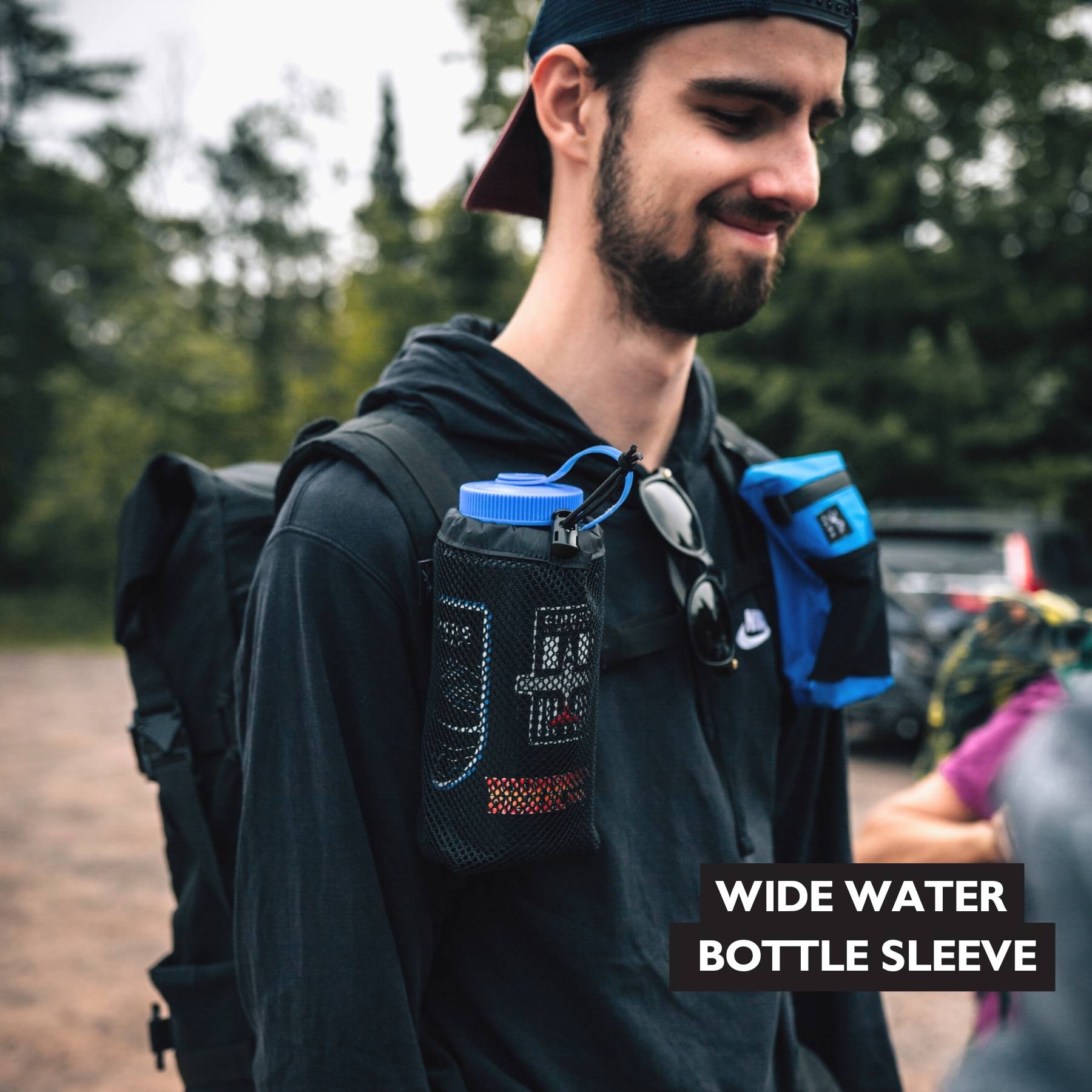 WATER BOTTLE SLEEVE