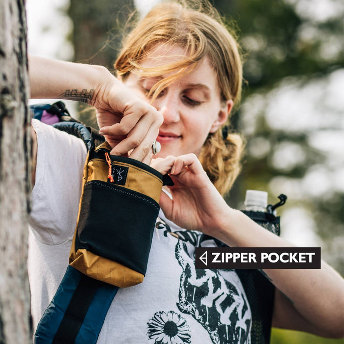 SHOULDER STRAP ZIPPER POCKET