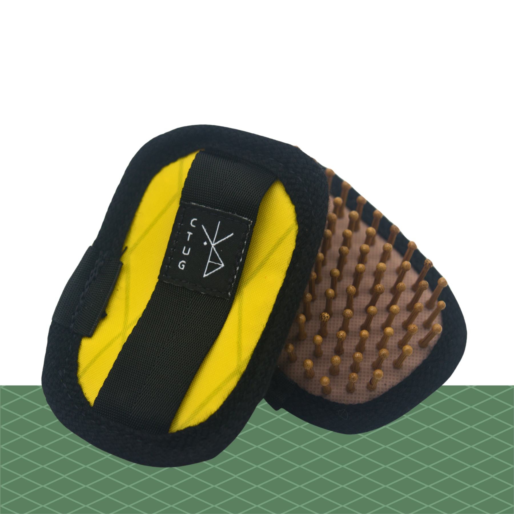 HIKER HAIRBRUSH